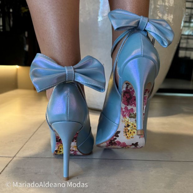 Scarpin Stiletto Maria Antonella Hologrfico Azul