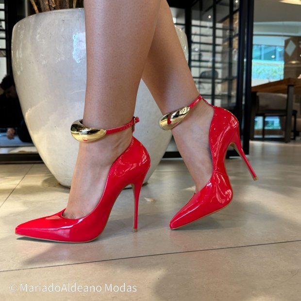 Scarpin Stiletto Maria Eva Vermelho Verniz