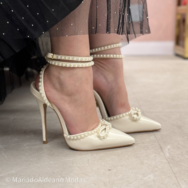 Scarpin Stiletto Tatiana Off White Verniz Show Scarpin Stiletto Tatiana Off White Verniz Show